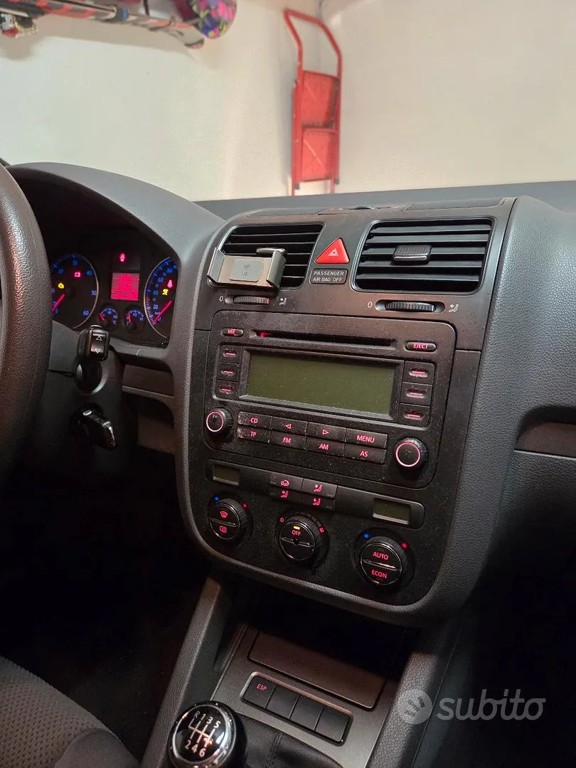 Volkswagen Golf 2005 photo 5