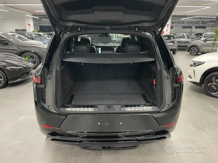 Land Rover Range Rover Sport 2023 photo 4