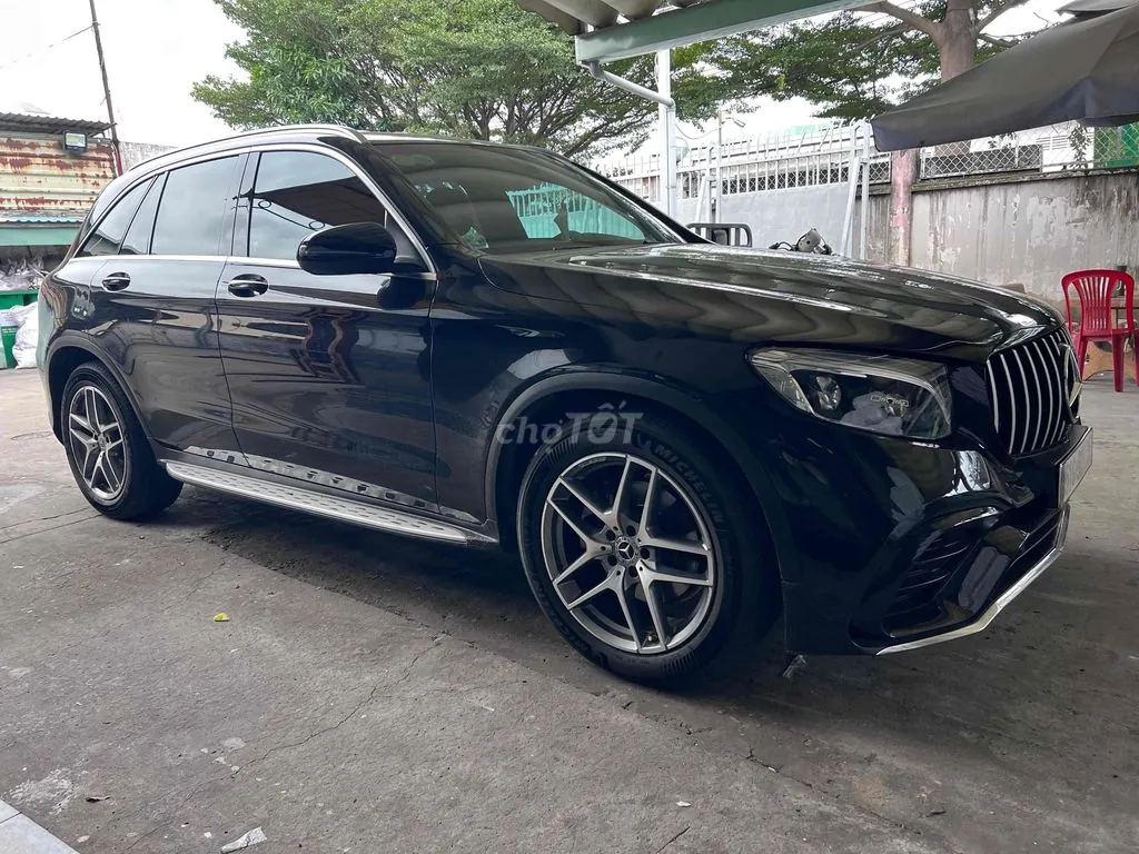 Mercedes-Benz Glc 2018 photo 2