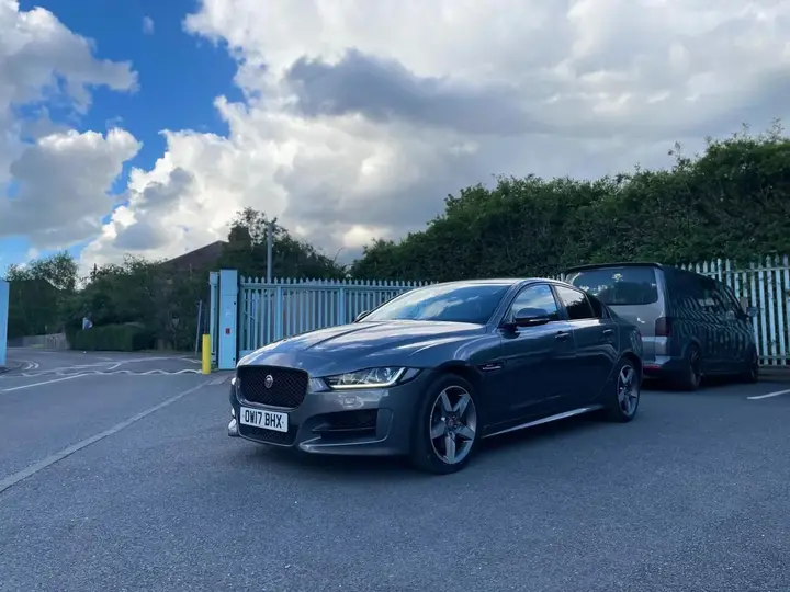 Jaguar Xe