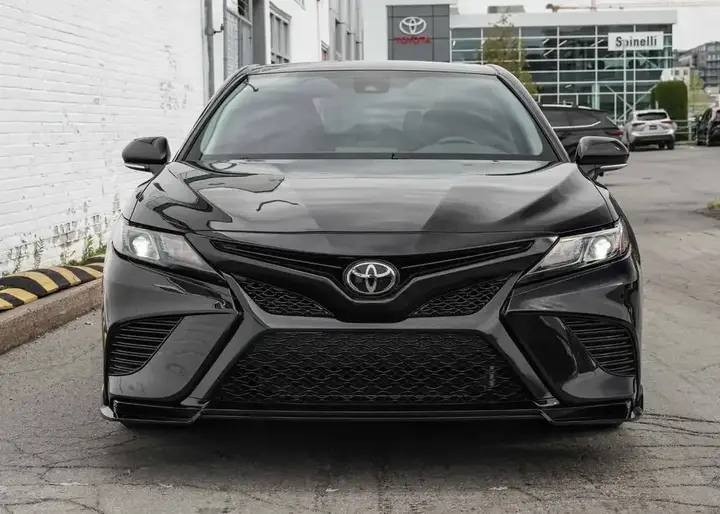 Toyota Camry 2023 photo 3