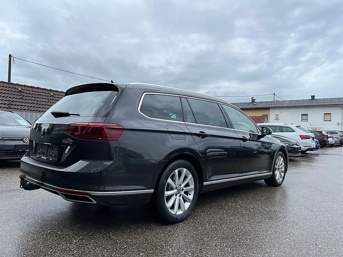 Volkswagen Passat 2024 photo 3