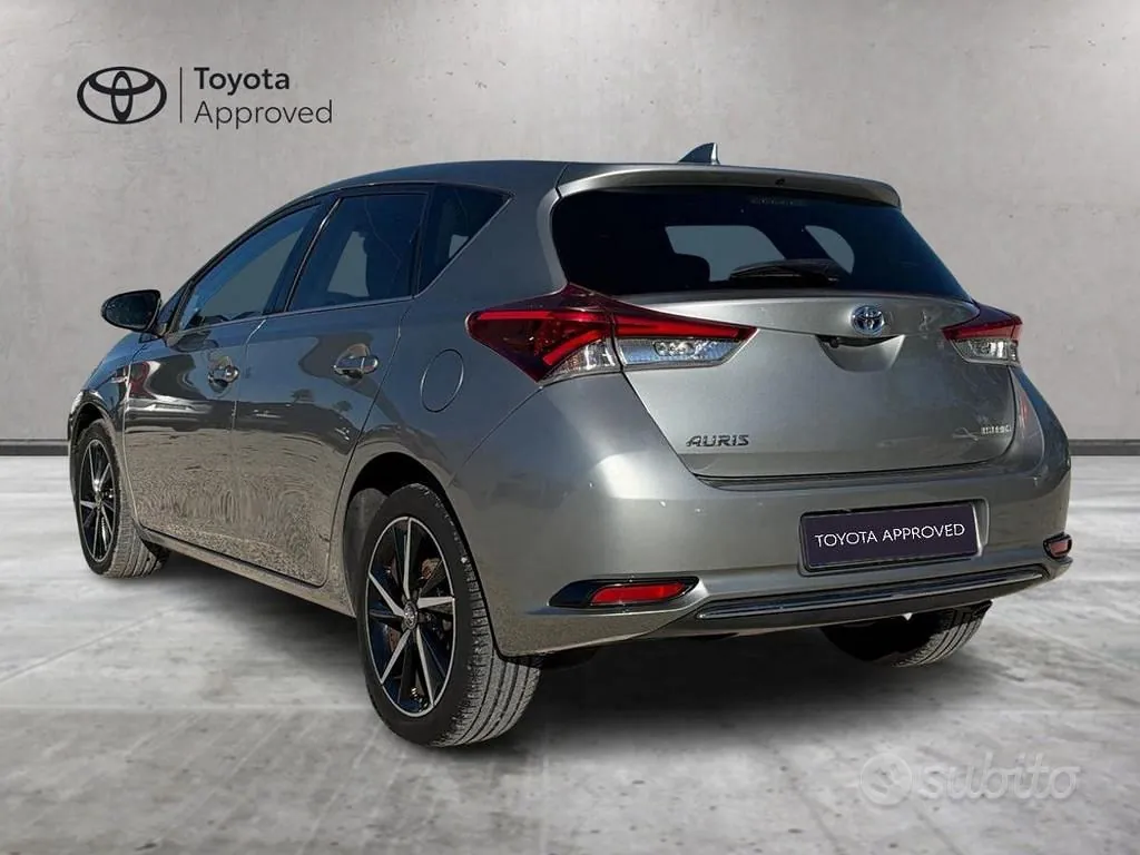 Toyota Auris 2018 photo 5