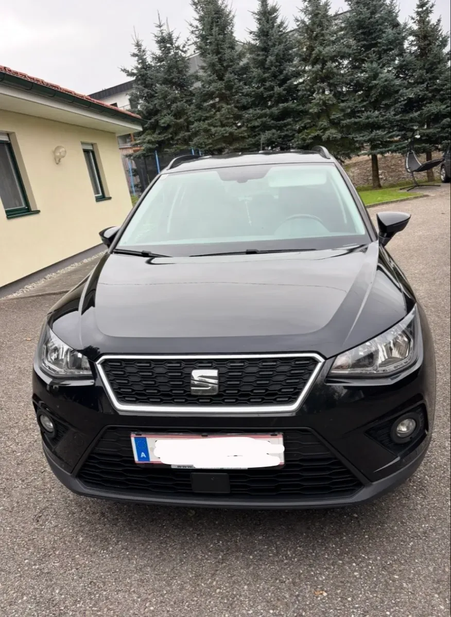 Seat Arona 2019 photo 2