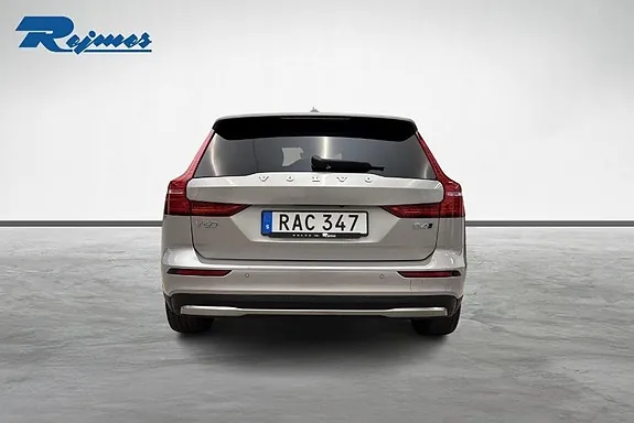 Volvo V60 Cross Country 2023 photo 5