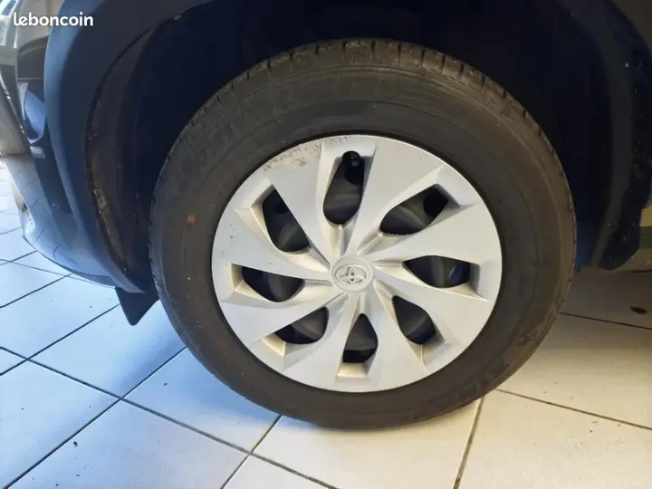 Toyota Yaris Cross 2024 photo 5