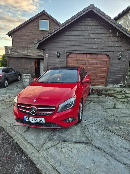 Mercedes-Benz A 180