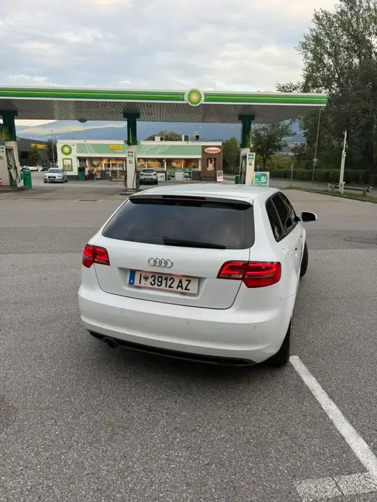 Audi A3 Sportback 2012 photo 3