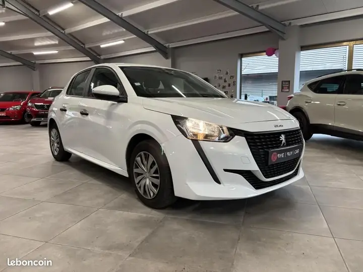 Peugeot 208 2021 photo 2