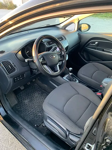 Kia Rio 2015 photo 3