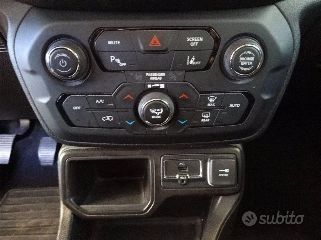 Jeep Renegade 2023 photo 4
