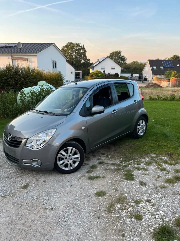 Opel Agila
