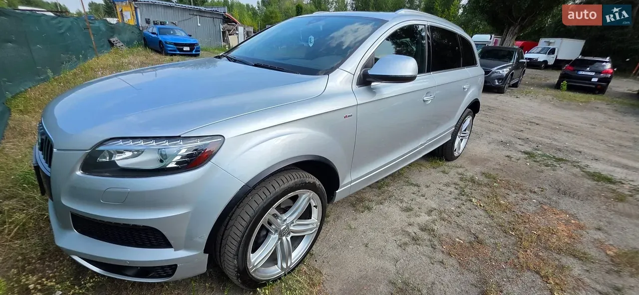 Audi Q7 2013 photo 5