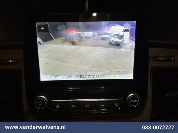 Ford Transit 2021 photo 2