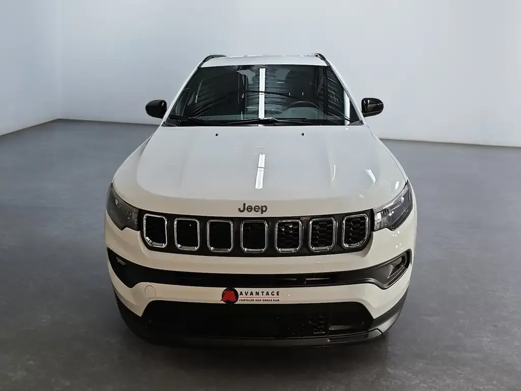 Jeep Compass 2025 photo 2