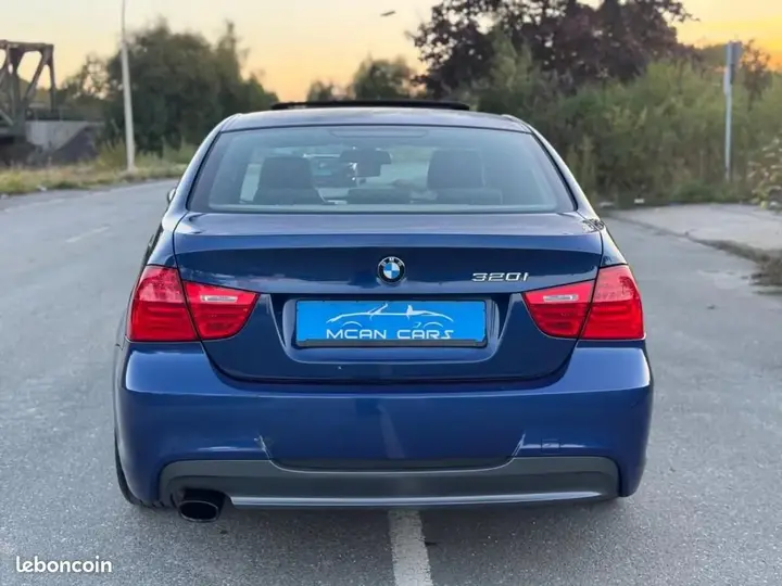BMW Série 3 2009 photo 5
