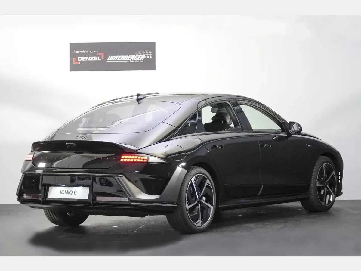 Hyundai Ioniq 6 photo 3