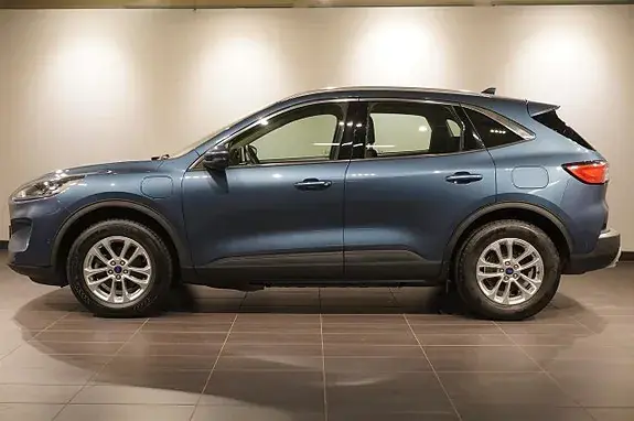 Ford Kuga 2022 photo 2