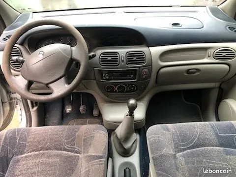 Renault Scenic 2000 photo 2