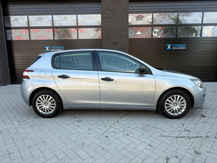 Peugeot 308 2014 photo 3