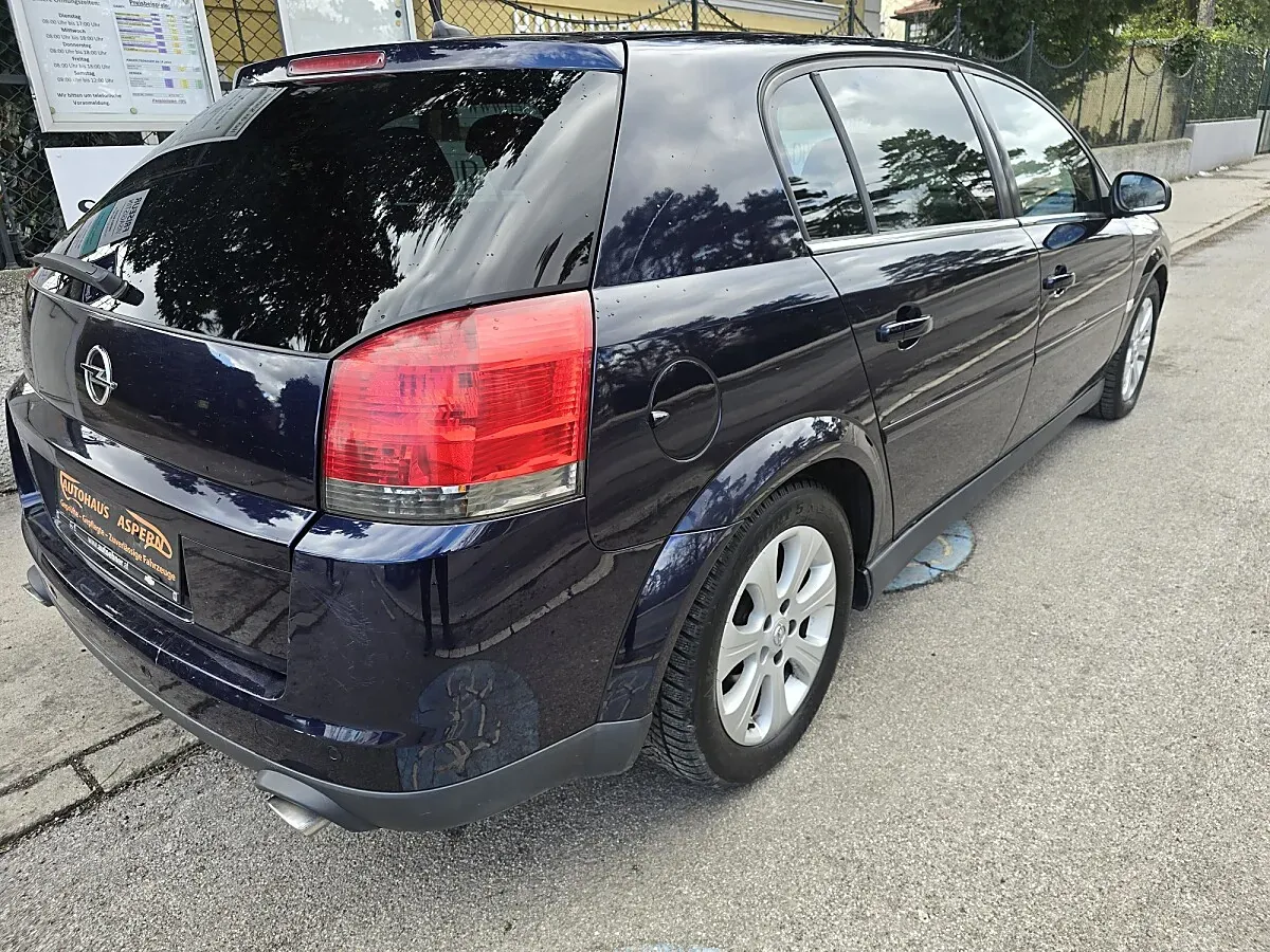 Opel Signum 2004 photo 2