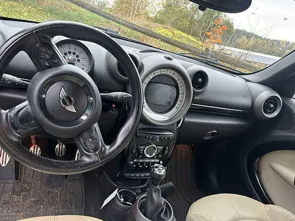 Mini Countryman Cooper D 2011 photo 4