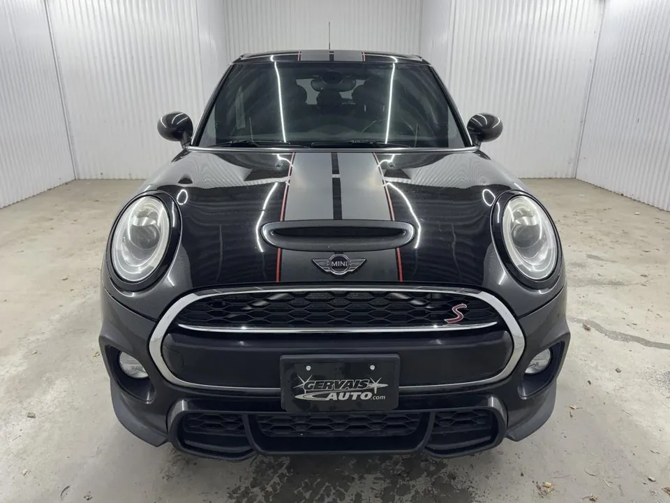 Mini Cooper S 2017 photo 2