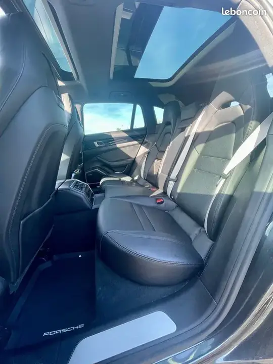 Porsche Panamera 2018 photo 4