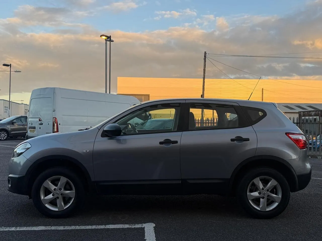 Nissan Qashqai 2010 photo 5