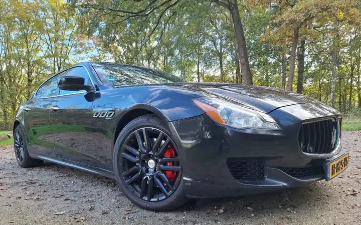 Maserati Quattroporte 2015 photo 2