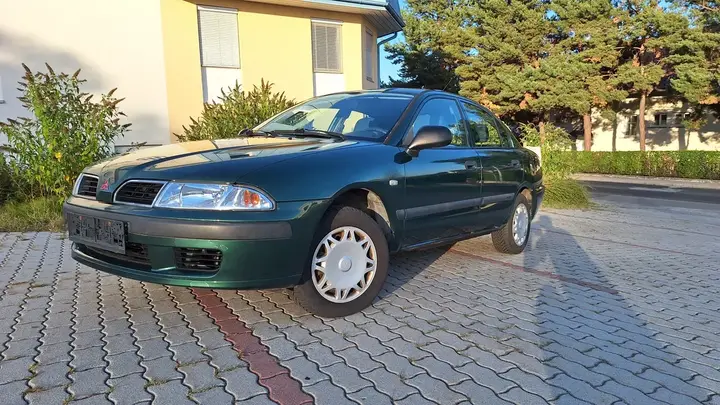 Mitsubishi Carisma