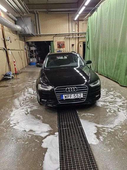 Audi A4 2013 photo 3