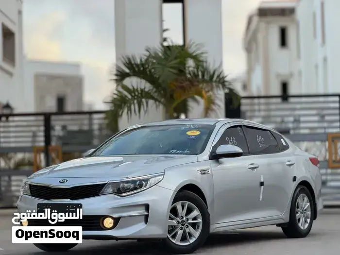 Kia K5 2017 photo 2