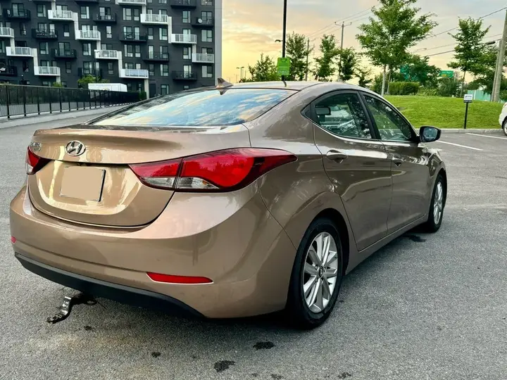 Hyundai Elantra 2015 photo 3