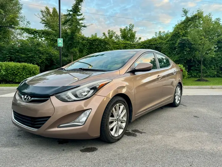 Hyundai Elantra 2015 photo 2