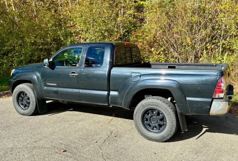 Toyota Tacoma 2009 photo 2