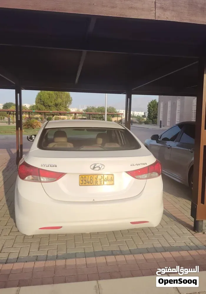 Hyundai Elantra 2012 photo 3