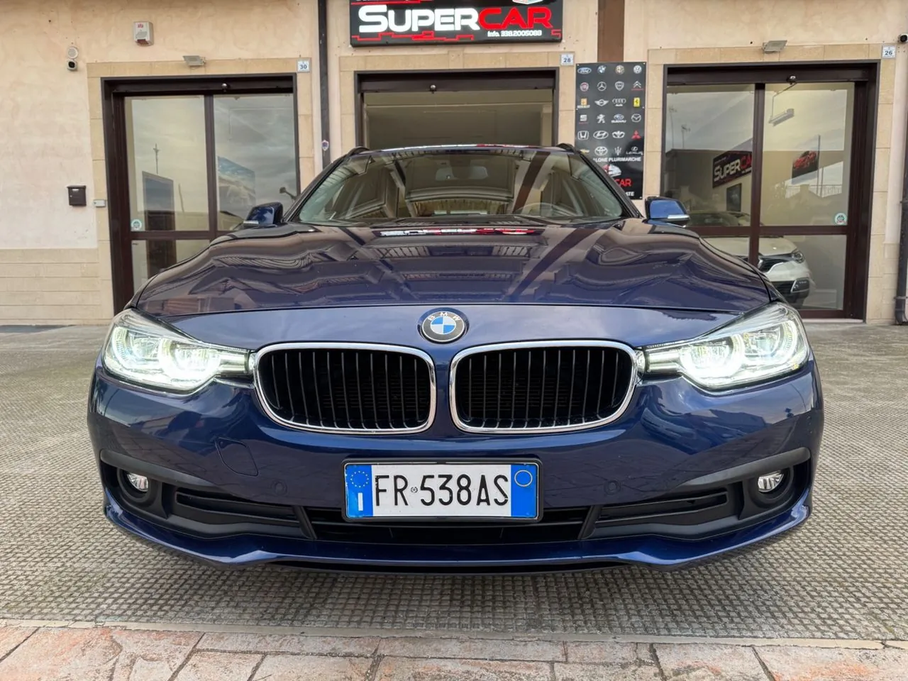 BMW 3 Series 2018 photo 5