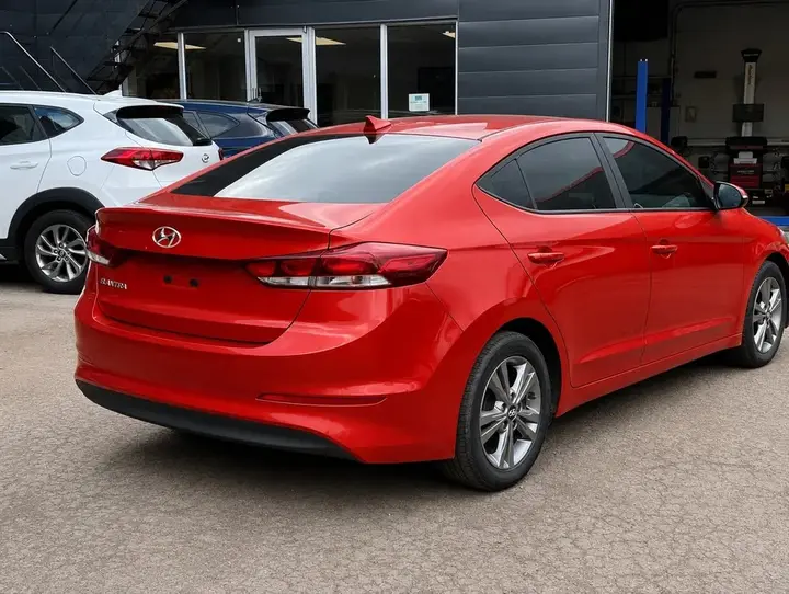 Hyundai Elantra 2017 photo 3