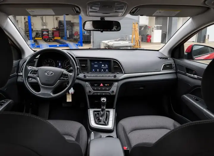 Hyundai Elantra 2017 photo 5