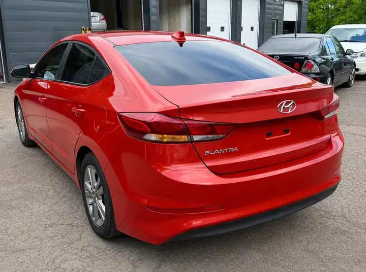 Hyundai Elantra 2017 photo 4