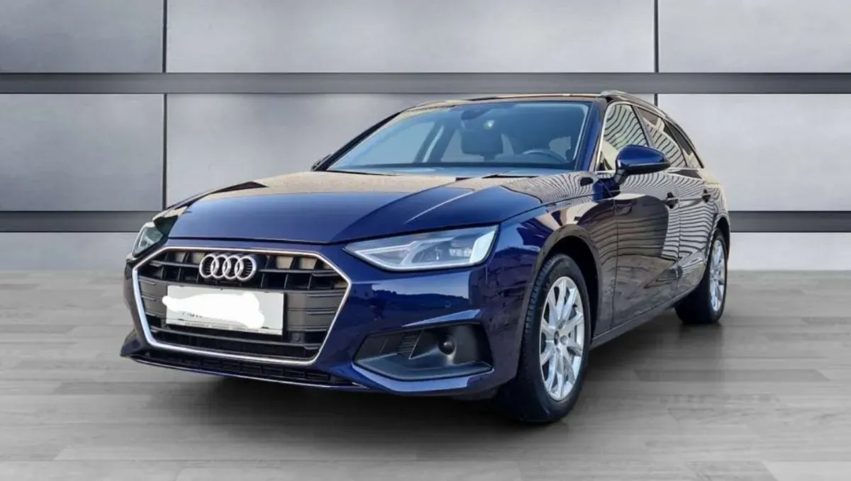 Audi A4 2021 photo 3