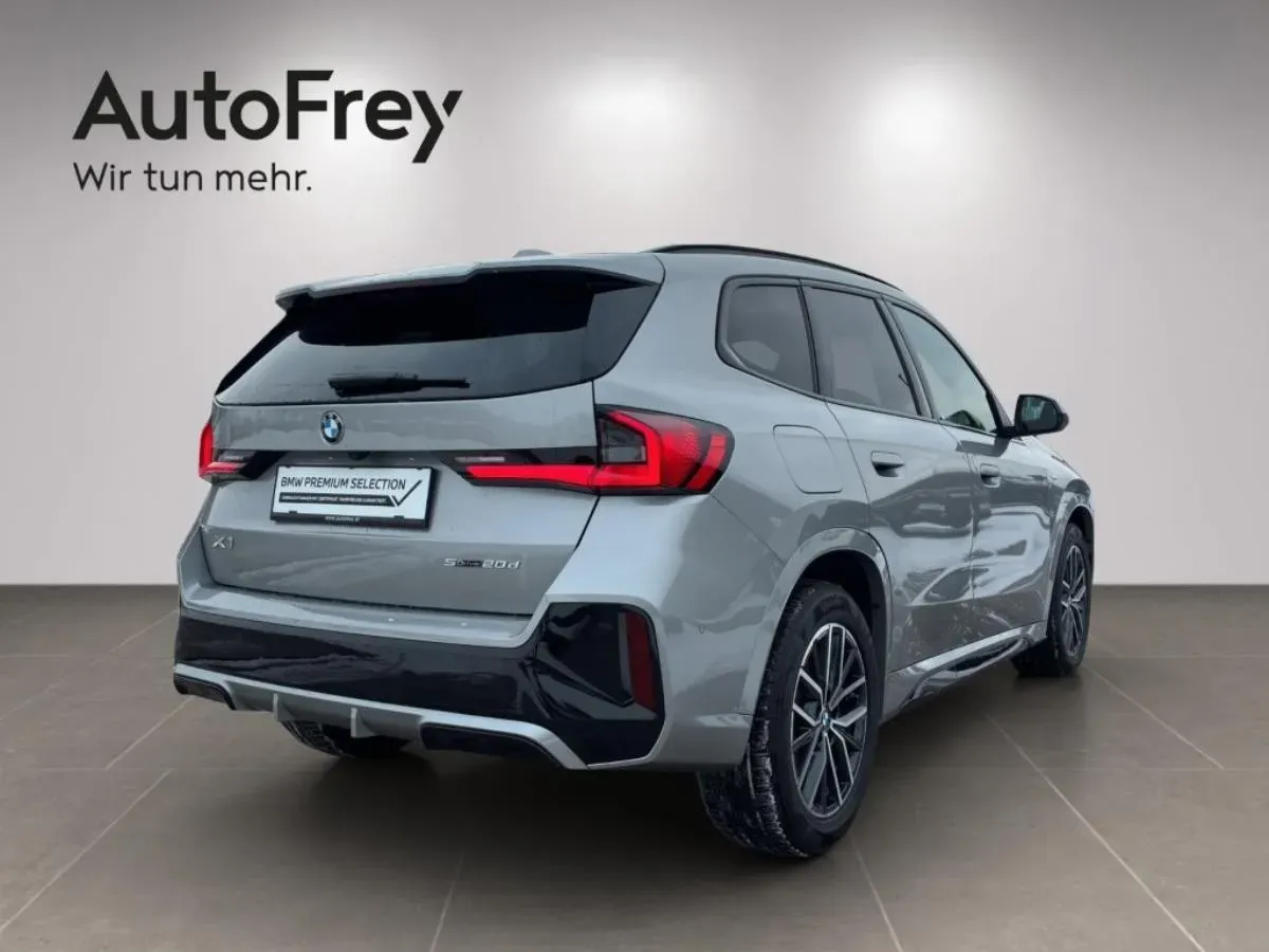 BMW X1 2025 photo 2