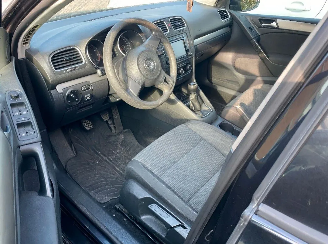 Volkswagen Golf 2012 photo 4