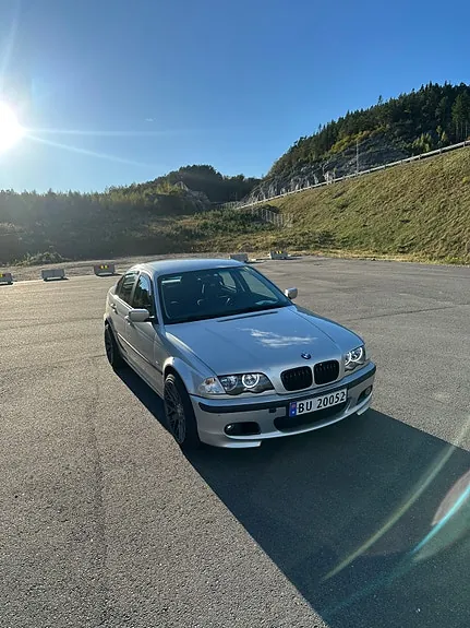 BMW 328I 1999 photo 3
