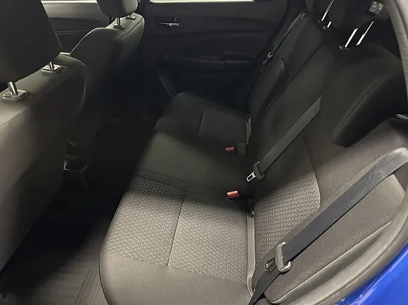 Suzuki Swift 2018 photo 5