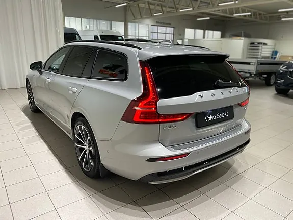 Volvo V60 2025 photo 3