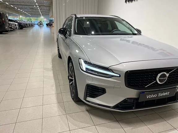 Volvo V60 2025 photo 5