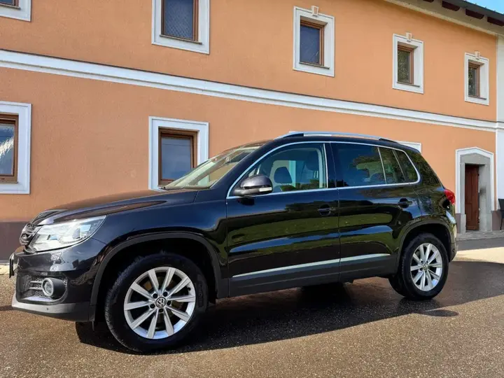 Volkswagen Tiguan 2012 photo 3