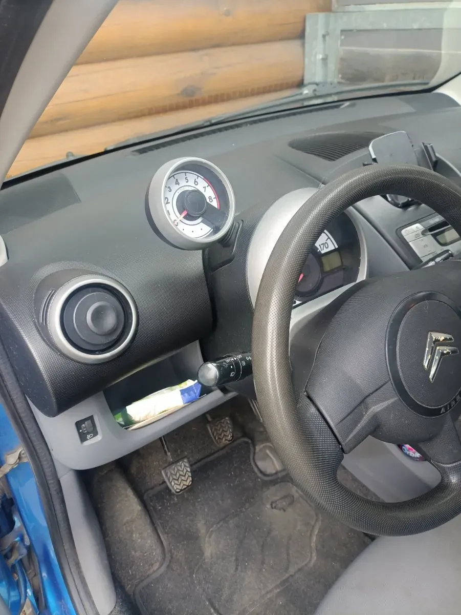 Citroen C1 2010 photo 2